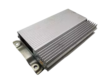 05091012AG  Wzmacniacz audio Dodge 