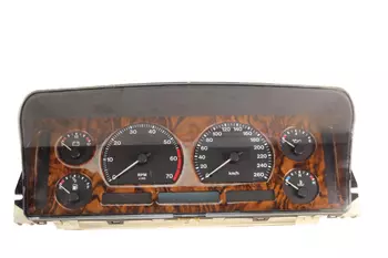 DBC6264 Licznik obrotomierz Jaguar 