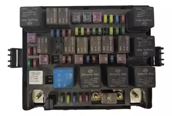 Y250-G01 Skrzynka bezpieczników SsangYong 