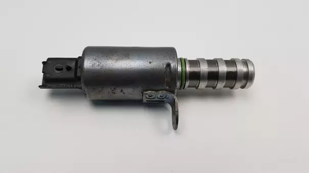 1628924280  Elektrozawór zmiennej fazy rozrzadu Citroen Peugeot 1.2 VTI
