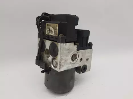 476608F815 Pompa abs Nissan 