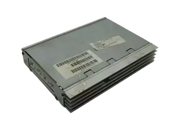 05064118AD  Wzmacniacz audio Chrysler 