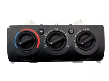 8200147160 | 69520013 | Panel nawiewu Renault 