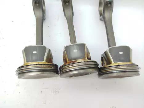 121000353R, 120A13899R  Korbowód tłokowy Dacia Renault 0,9 TCE H4BB408 H4B408