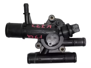 6001545350 8200074346 Obudowa termostatu Nissan Opel Renault _1,9 DCI F9Q / D F8Q / DTI