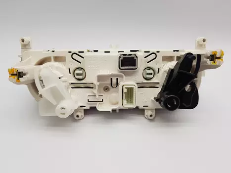 272704701R  Panel nawiewu Renault 