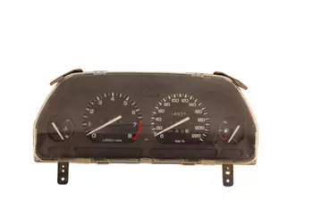 AR0025006 YAC109580 Licznik obrotomierz Rover 