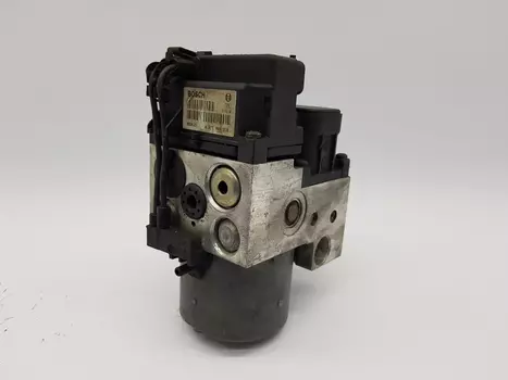 476608F815 Pompa abs Nissan 
