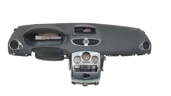  82000407909 8200788814 Deska rozdzielcza Renault 