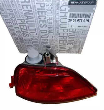 265807801R Lampa przeciwmgielna Dacia 