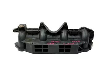 8200514907 Kolektor ssący Nissan Opel Renault _2,5 dci