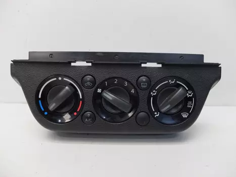 00000 Panel nawiewu Suzuki 