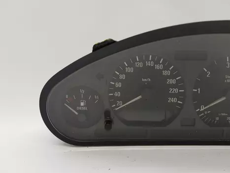 62.11-8364380 Licznik obrotomierz BMW Diesel