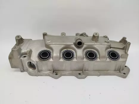8200541584 Pokrywa zaworów Renault 1,2 16v D4F Turbo