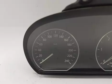 6974649-01 Licznik obrotomierz BMW Diesel