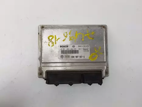 8D0907557S Engine controller Audi 