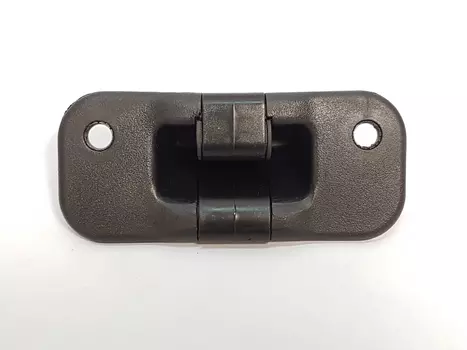  824440002R  8286100Q0A Schließzapfen Nissan Opel Renault 