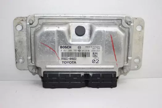 89661-0H022 Motorsteuerung Toyota 