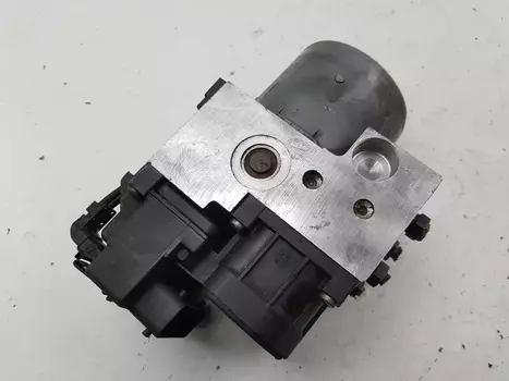 8E0614111AB  Abs-pumpe Audi Volkswagen 