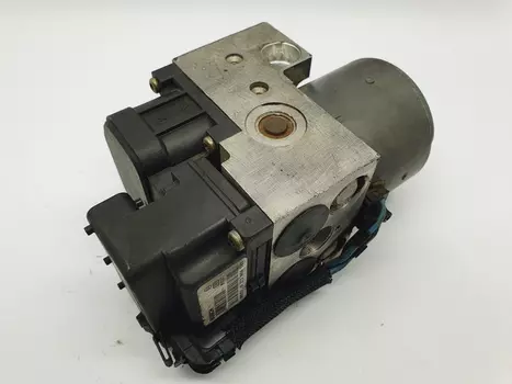 476604U102  Abs-pumpe Nissan 