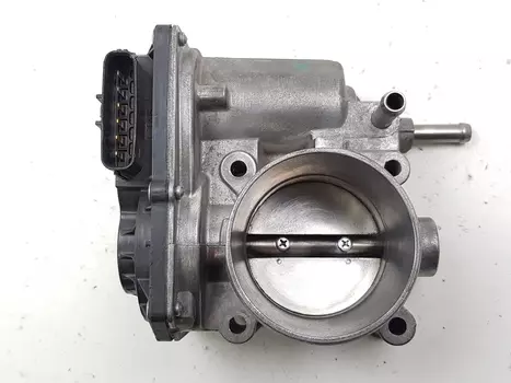 22030-0T110  Drosselklappe Toyota 