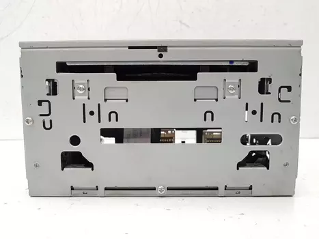 8701A352 Cd-radio Mitsubishi 