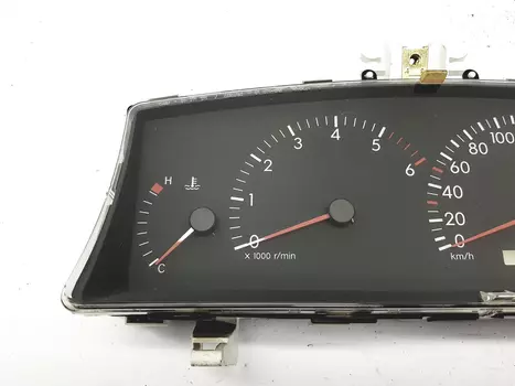 83800-02810  Tacho kombiinstrument Toyota Diesel