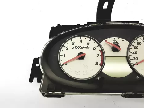 BG10D Tacho kombiinstrument Nissan 