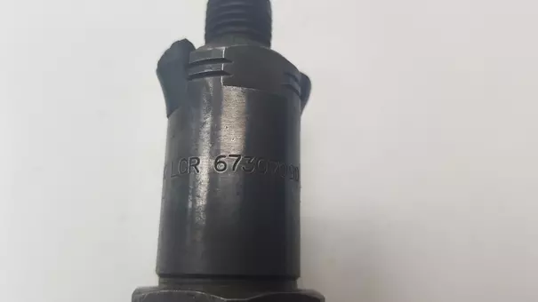 LCR 6730709D Einspritzdüse Peugeot 2,1 D