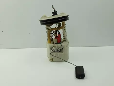 KWN831 1815A Kraftstoffpumpe Ford 