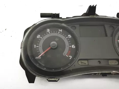 8200715178M 8200715178 Tacho kombiinstrument Renault 