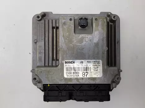 89661-02A90 Motorsteuerung Toyota 
