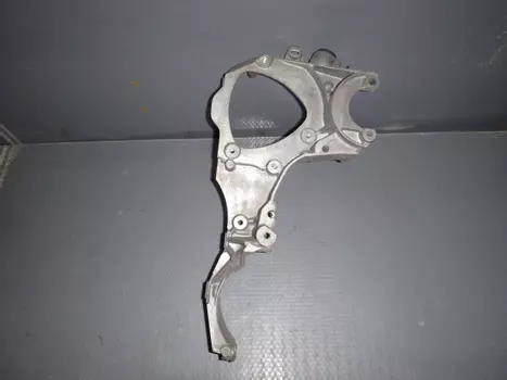 Łapa Mocowanie Pompy 8200004352 2,2 dci Espace 4 oryginał  Renault 