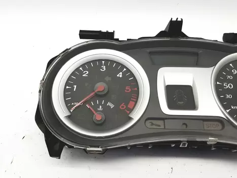 8200821001 C Tacho kombiinstrument Renault Diesel