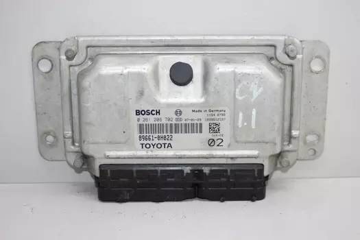 89661-0H022 Motorsteuerung Toyota 