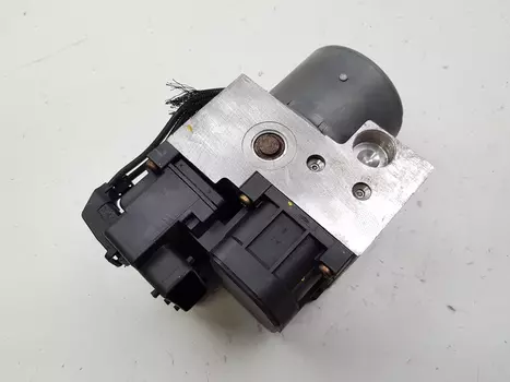  8200176161  Abs-pumpe Renault 