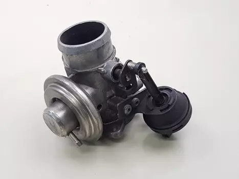 038129637 Drosselklappe Audi Seat Skoda Volkswagen 