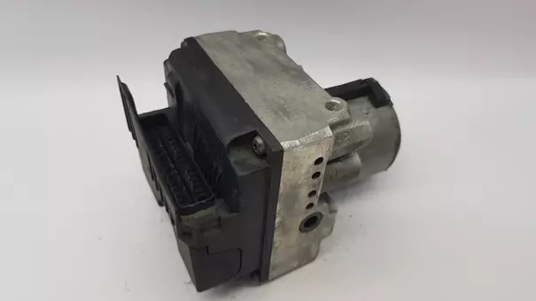 8D0614111 Abs-pumpe Audi Volkswagen 