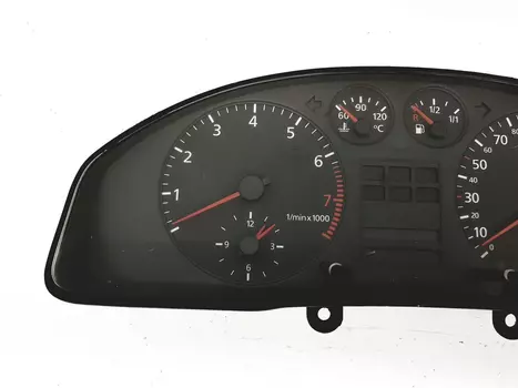 8D0919861C Tacho kombiinstrument Audi 