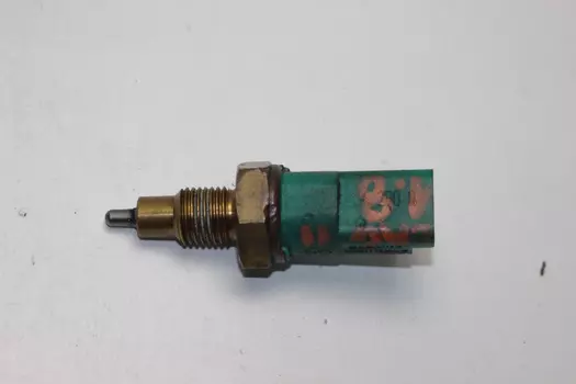 8200008194 8200177718 (rückwärtsgangsensor) Dacia Renault 