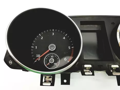 5K0920871A Tacho kombiinstrument Volkswagen Diesel