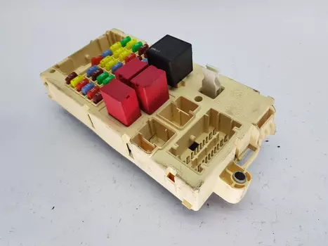 60686059 Sicherungskasten relaiskasten Alfa Romeo 