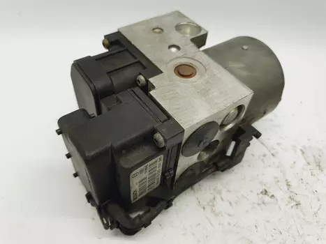 8E0614111AB  Abs-pumpe Audi Volkswagen 