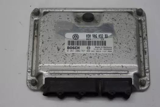 030 906 032 BD Motorsteuerung Volkswagen 