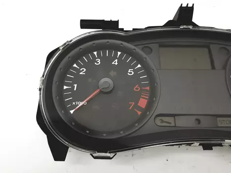 8201059899A 8201059899 Tacho kombiinstrument Renault 
