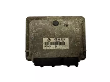 038906013K Calculateur ecu Volkswagen
