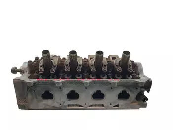 7701475751 La culasse Renault 1,2 16V D4F (D4FB712, D4F702)