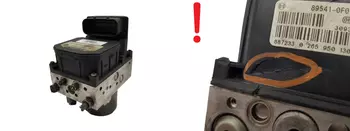 44540-0F011, 89541-0F010 Pompe abs Toyota