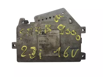 41 07 363 Calculateur Saab