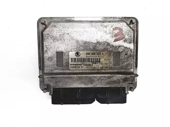03E 906 033 A Calculateur Skoda
